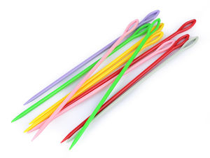 Ace premium din plastic pentru tricotat și brodat (150 mm) - Vârf bont și ureche mare pentru fire textile, panglici și activități creative pentru copii (Culori asortate)