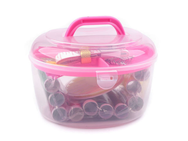Trusă de cusut premium în formă de inimă cu cutie organizatoare - Set compact pentru călătorii și retușuri rapide acasă (Roz deschis)