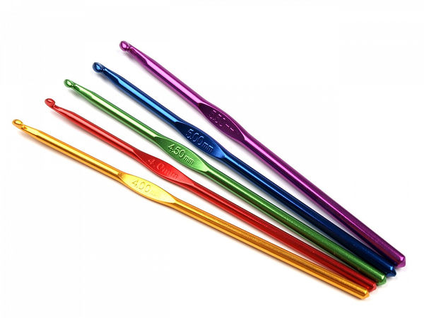 Croșetă metalică ergonomică premium - Mărimi asortate de la 2,5 mm la 5,5 mm