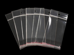 Pungi premium transparente cu închidere autoadezivă și orificiu de suspendare (7x9 cm)
