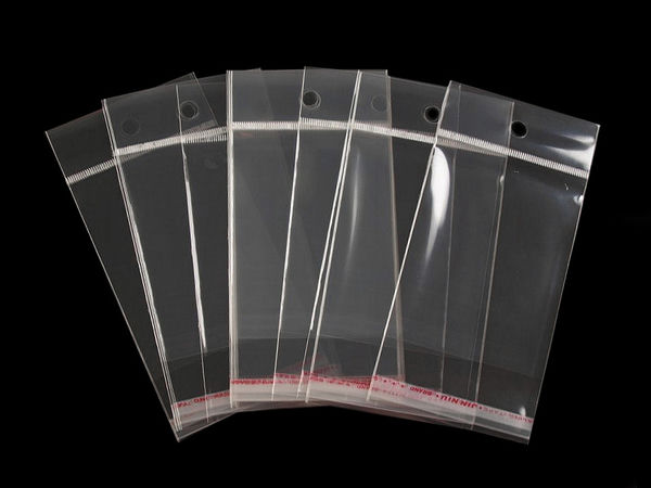 Pungi premium transparente cu închidere autoadezivă și orificiu de suspendare (7x9 cm)