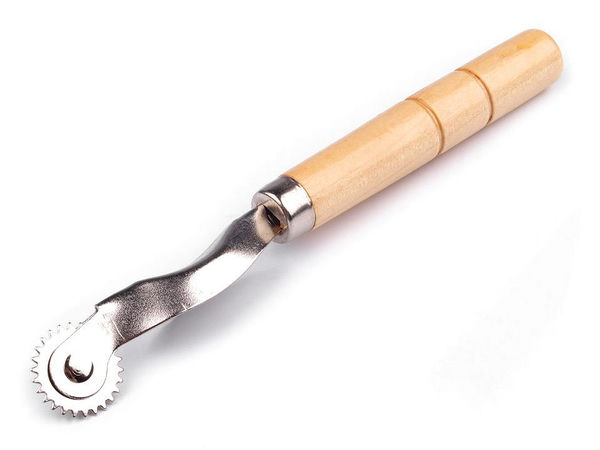 Roată profesională cu mâner din lemn pentru copiat și marcat tipare (15 cm)