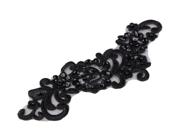 Aplică elegantă din dantelă tip platcă, cu trandafiri, mărgele și paiete, inserție din monofilament pentru haine și accesorii, 8x24 cm - Negru