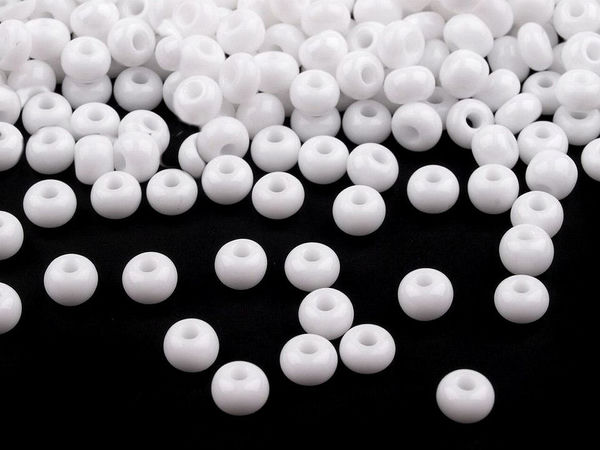 Mărgele de nisip Rocaille din sticlă cehească Preciosa 6/0 - 4mm, mărgele distanțiere rotunde premium pentru crearea de bijuterii și broderie