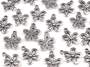 Pandantiv talisman și cheiță de fermoar în formă de floare, platinat (15x18 mm) - Decorațiune metalică florală