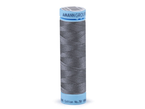 Ață de cusut din bumbac 100% Amann Triana Premium – 100m, Eticheta Nr. 50 | Ață de înaltă rezistență pentru îmbrăcăminte, lenjerie de pat și textile de casă