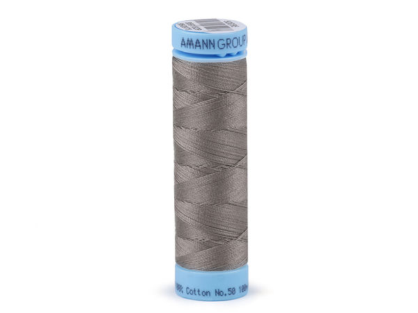 Ață de cusut din bumbac 100% Amann Triana Premium – 100m, Eticheta Nr. 50 | Ață de înaltă rezistență pentru îmbrăcăminte, lenjerie de pat și textile de casă