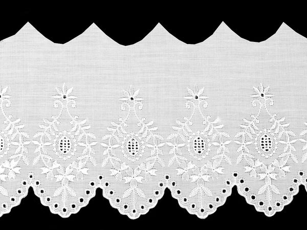 Bordură din dantelă Broderie Anglaise Madeira, albă, poliester - Lățime 15 cm