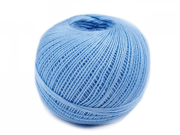Fir din bumbac pentru croșetat și brodat Snehurka de la NITARNA | Fir în 3 fire Tex 50x3 (Cutie cu 10 gheme, 30g / 200m)