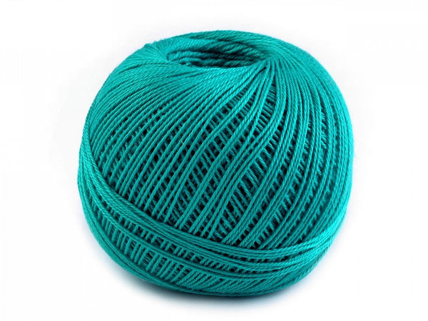 Fir din bumbac pentru croșetat și brodat Snehurka de la NITARNA | Fir în 3 fire Tex 50x3 (Cutie cu 10 gheme, 30g / 200m)