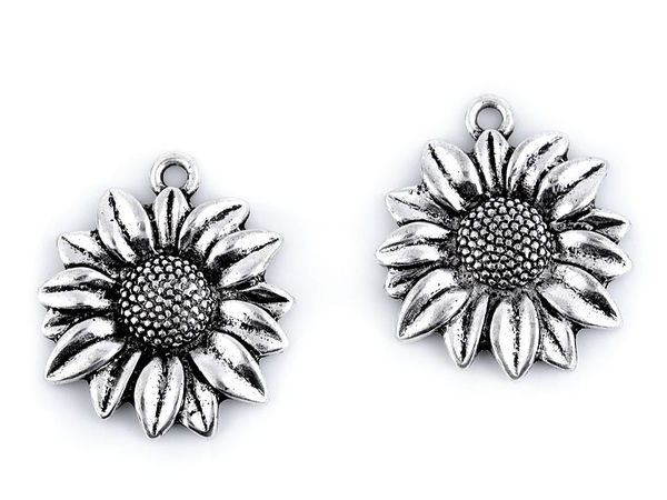 Pandantiv metalic floarea-soarelui - Decorațiune florală platinată cu patină pentru haine, încălțăminte și accesorii (23x27 mm)