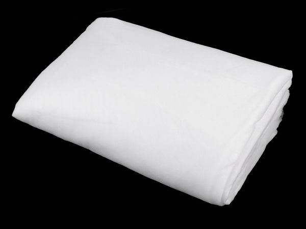 Vatelină premium albă Freudenberg 120 g/m² – Lățime 155 cm, umplutură izolatoare din poliester pentru pături și articole vestimentare