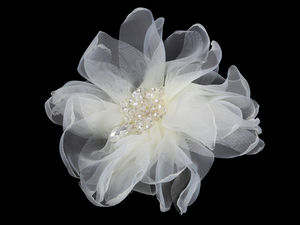 Broșă elegantă în formă de floare din organza cu mărgele strălucitoare, 10cm - Cutie de cadou inclusă