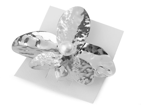 Clamă de păr franțuzească elegantă cu floare de orhidee și perlă - Agrafă metalică texturată pentru ocazii speciale și purtare zilnică