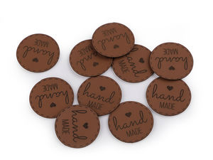 Etichete decorative din piele ecologică premium "Hand Made" - Aplicații moi de cusut pentru îmbrăcăminte, genți, proiecte creative și scrapbooking