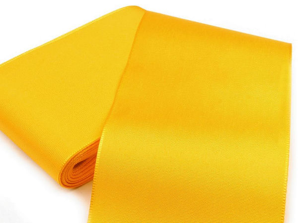 Panglică premium din tafta fabricată în Cehia (lățime 108 mm) - rolă de 10 m pentru gale și evenimente