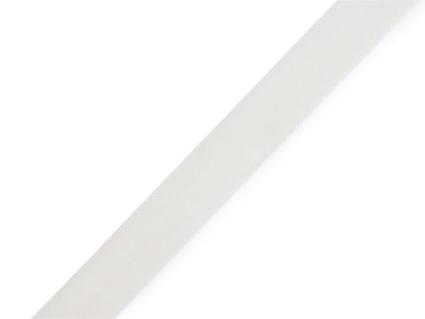 Panglică de catifea premium (15 mm) - Bandă decorativă fină și rezistentă pentru proiecte creative, confecționare bijuterii și costume