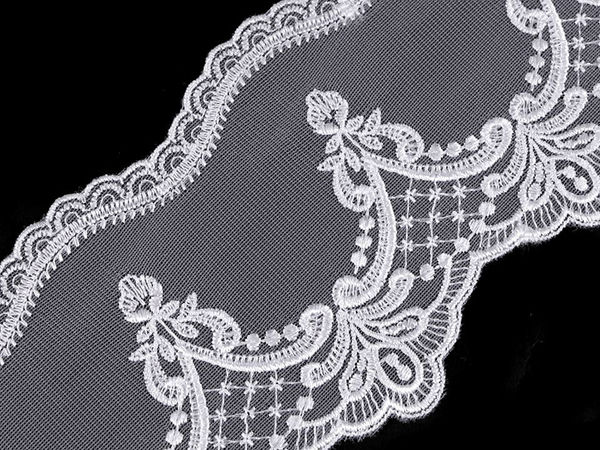 Bordură premium din dantelă brodată pe organza cu design curbat din monofilament - 12,5 cm - Alb