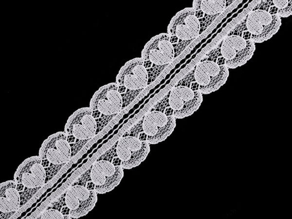 Panglică decorativă de dantelă din poliamidă cu model de inimioare (30mm) - Dantelă elegantă din nailon alb-unt pentru bluze, rochii și decorațiuni de nuntă