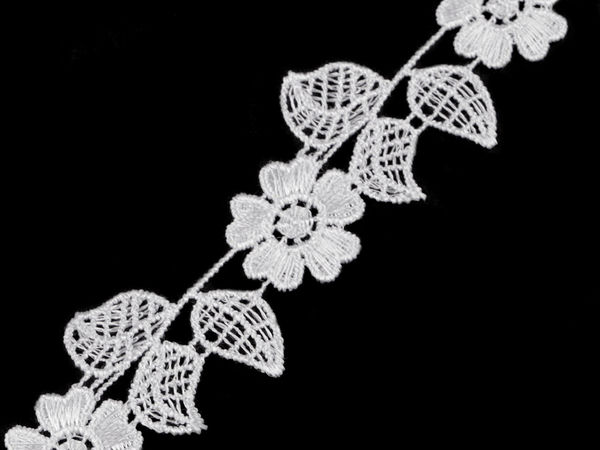 Dantelă ghipură florală premium albă - Bandă elegantă de 35 mm pentru articole de mireasă, lenjerie și decorațiuni de lux