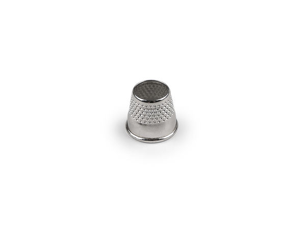 Degetar metalic premium fără fund pentru croitorie – Protecție deschisă nichelată pentru cusut și broderie (16 mm - 18 mm)