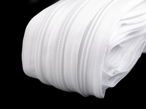 Fermoar spiralat din nylon nr. 5 la metru de calitate premium pentru proiecte rezistente și lungimi personalizate