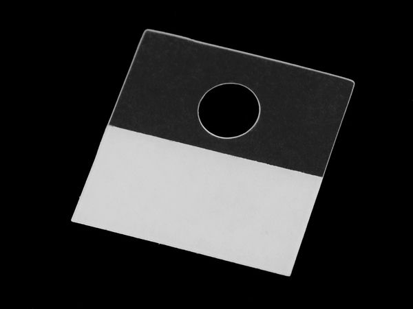Agățătoare autoadezive premium tip Euro - Etichete transparente pentru expunere retail (30x35 mm)