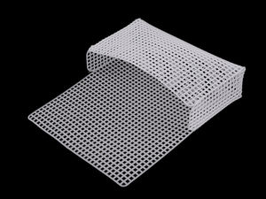 Canva din plastic alb premium pentru confecționarea de genți și poșete - Șablon cu ochiuri de 4x4 mm