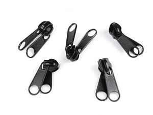 Cursor metalic premium cu cheiță dublă pentru fermoare din nylon și spiralate nr. 7