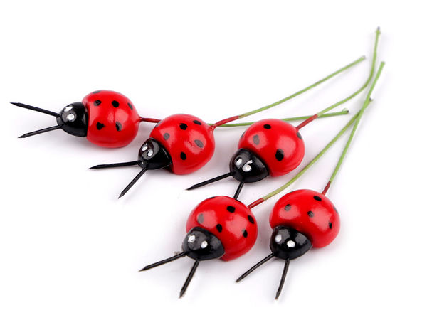Gărgărițe decorative roșii pe sârmă floristică flexibilă pentru aranjamente florale, coronițe și proiecte craft