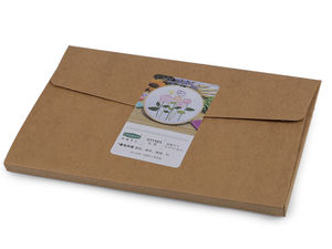 Kit premium de inițiere în broderie și punct în cruce pentru copii - Set cadou cu model preimprimat